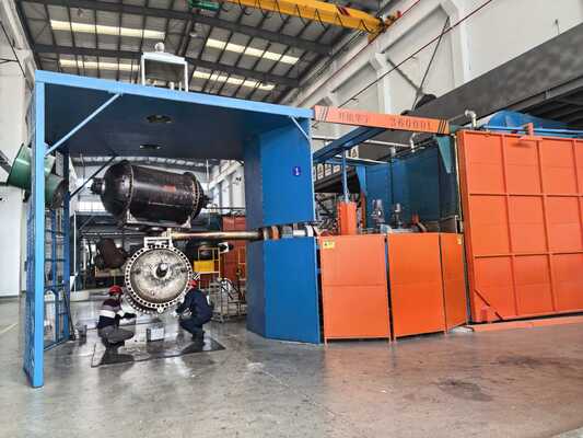 高効率の回転型鋳造のための3腕塔回転型注射型鋳造機