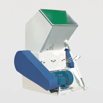 スタッドレスタイヤのロートモールディング粉砕機 容量50~1000L