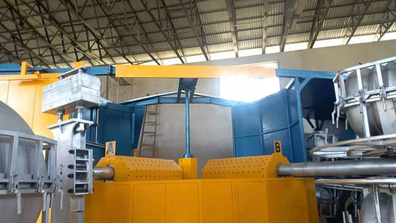 三腕塔回転注射型造形機 自動PLC制御回転型プラスチック造形機