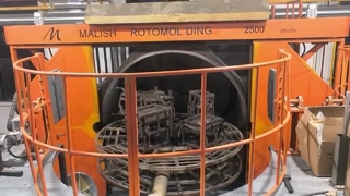 スリーアームオーブン移動式射出